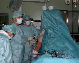 Immagine intraoperatoria di riparazione artroscopica della cuffia dei rotatori